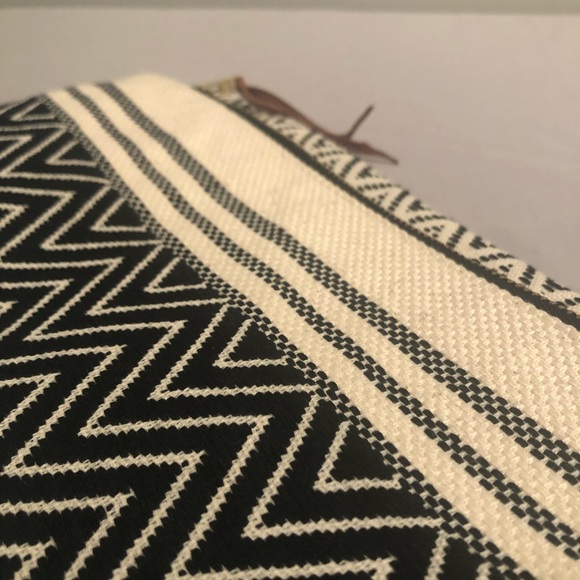 Tribe Alive Reversible Foldover Clutch NWOT - Picture 2 of 7